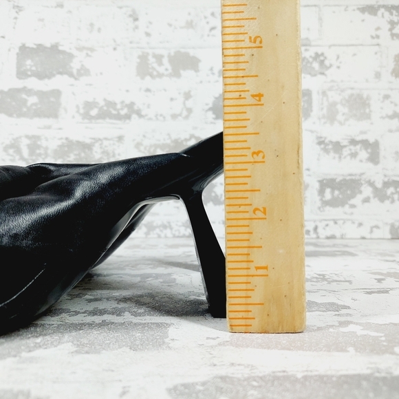 New Marc Fisher LTD Dellian Black Leather Heeled Sandals A212 - Picture 3 of 12